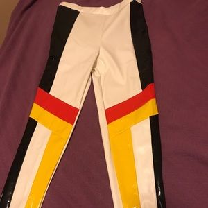 Fashion Nova Naja Moro Pants Size L